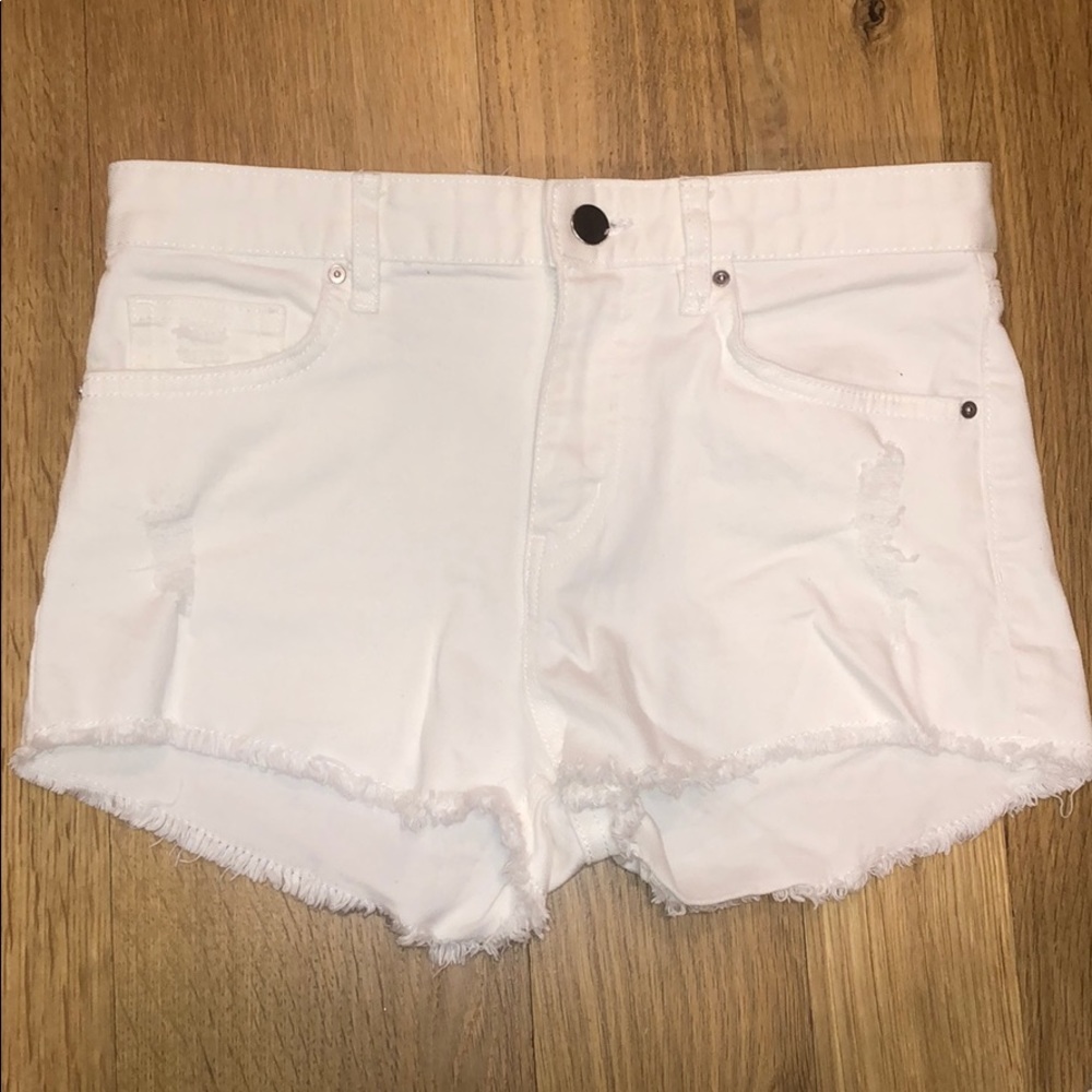 H&M white shorts. Barely worn size 4